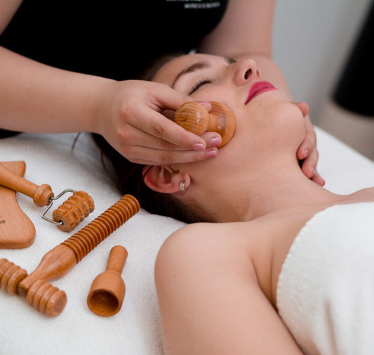 Facial Maderotherapy