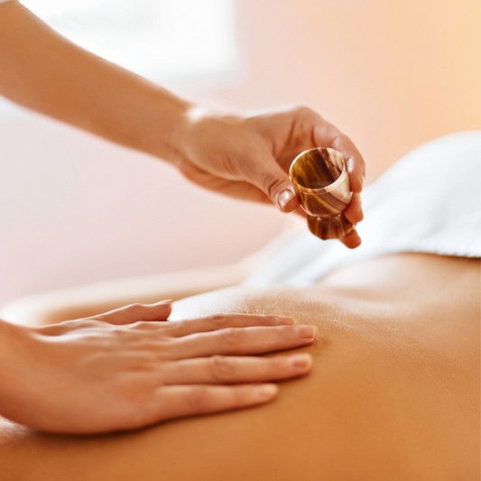 Immerse Yourself in Bliss with Aromatherapy Massage!